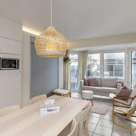 アパート Cosy With Seaview Wenduine - L'ancre *